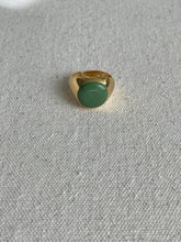 Load image into Gallery viewer, ALOE SIGNET RING
