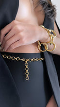 Load image into Gallery viewer, POPPY NECKLACE - Eleva the Label
